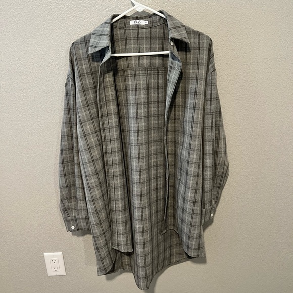SLAthelabel Tops - SLA Oversized Shirt